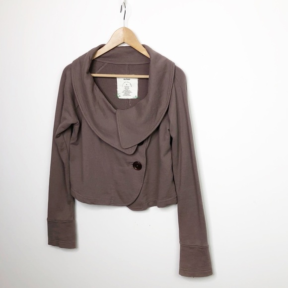 ALLIHOP by Anthropologie brown three button cropped jacket - Picture 4 of 9